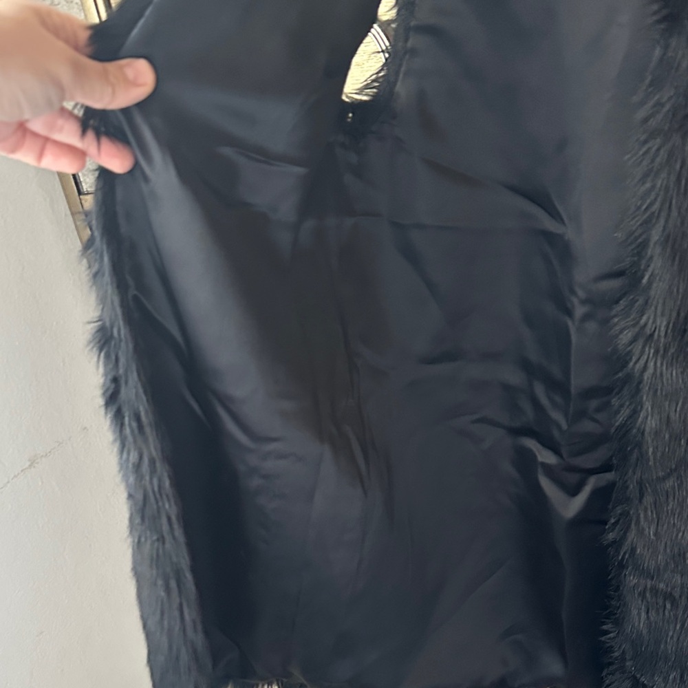 Juicy Couture Black Label Faux Fur Vest - Picture 7 of 9